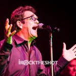 huey-lewis-at-irving-plaza-20