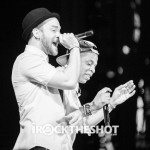 justin-timberlake-and-jay-z-at-yankees-stadium-25